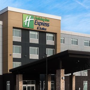 Holiday Inn Express & Suites - West Edmonton-Mall Area By Ihg